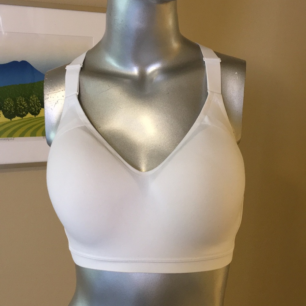 VICTORIA SPORT | Incredible High Impact Sports Bra Underwire 36D
